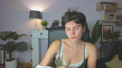 sarah_delight live cam on Cam4