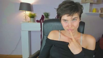 sarah_delight live cam on Cam4