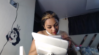 sarajohns live cam on Cam4
