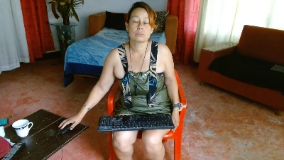 saralysexy live cam on Cam4