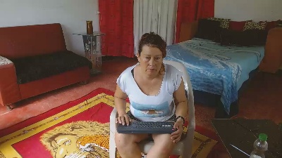 saralysexy live cam on Cam4