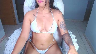 saraotalvaro live cam on Cam4