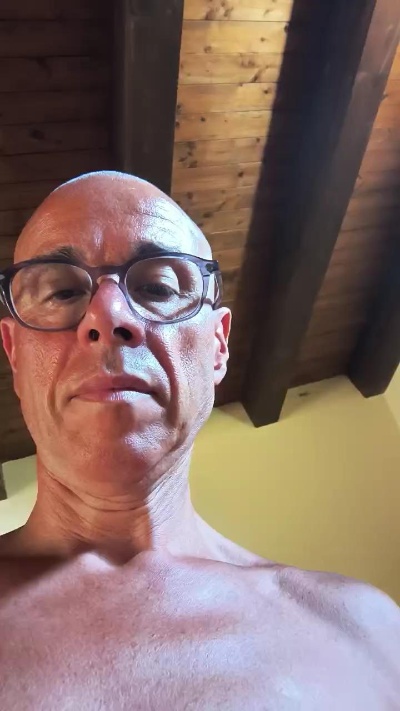 sasa1972busto live cam on Cam4