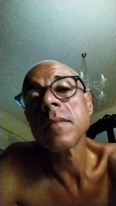 sasa1972busto live cam on Cam4