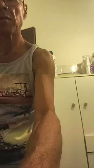 sasa1972busto live cam on Cam4