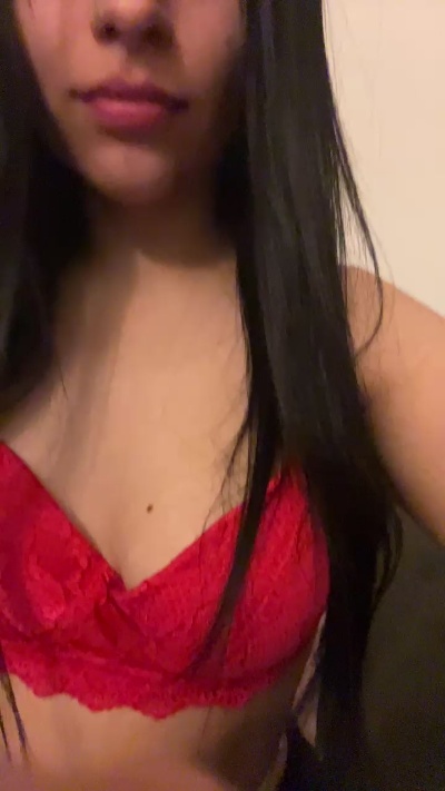 sasha21 live cam on Cam4
