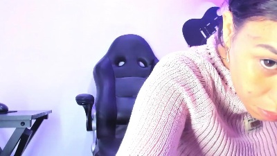 sasha_bossa live cam on Cam4