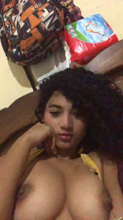 sashalis55 live cam on Cam4