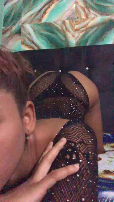 sashalis55 live cam on Cam4