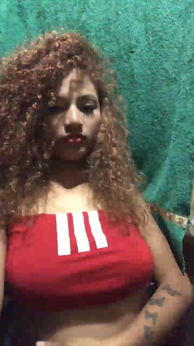 sashalis55 live cam on Cam4