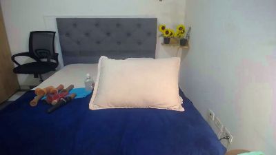 sasi_luna live cam on Cam4