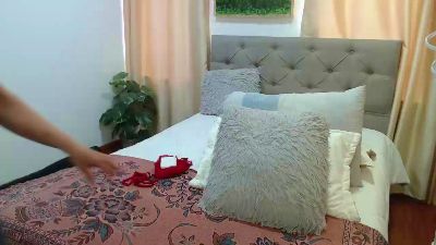 sasi_luna live cam on Cam4