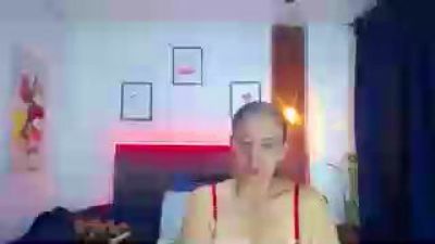 sasi_luna live cam on Cam4