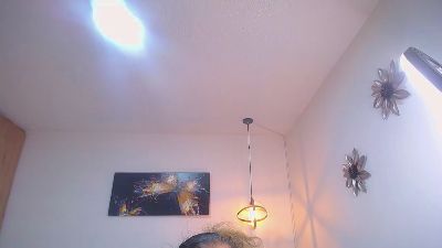 sasi_luna live cam on Cam4
