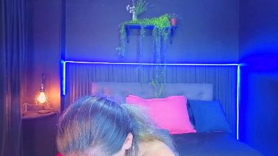 sasi_luna live cam on Cam4