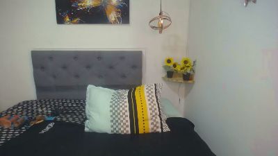 sasi_luna live cam on Cam4