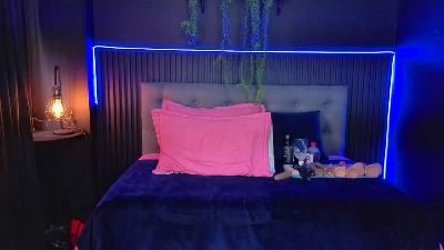 sasi_luna live cam on Cam4
