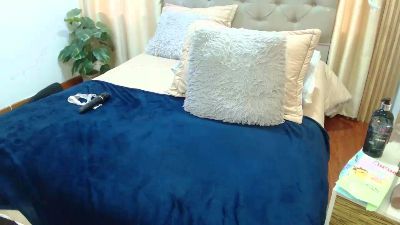 sasi_luna live cam on Cam4
