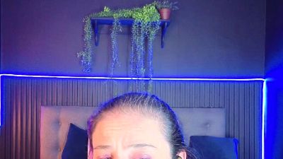 sasi_luna live cam on Cam4
