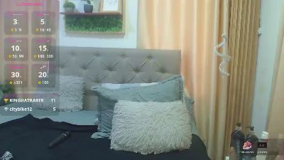 sasi_luna live cam on Cam4