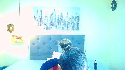 sasi_luna live cam on Cam4