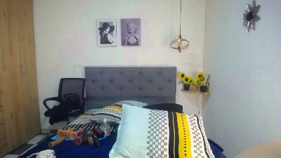 sasi_luna live cam on Cam4