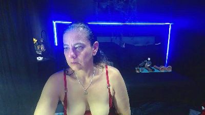 sasi_luna live cam on Cam4