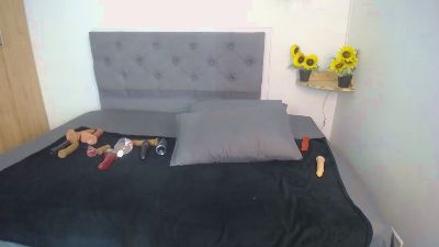 sasi_luna live cam on Cam4