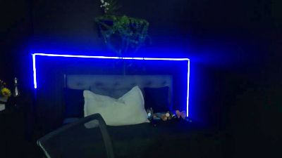 sasi_luna live cam on Cam4