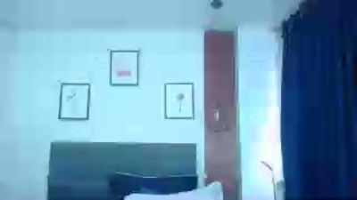sasi_luna live cam on Cam4