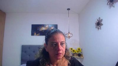 sasi_luna live cam on Cam4