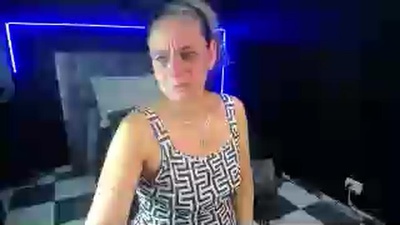 sasi_luna live cam on Cam4