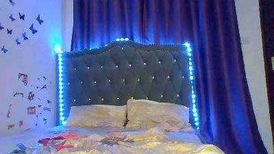 sassy_angels live cam on Cam4