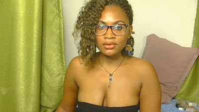 sassy_angels live cam on Cam4