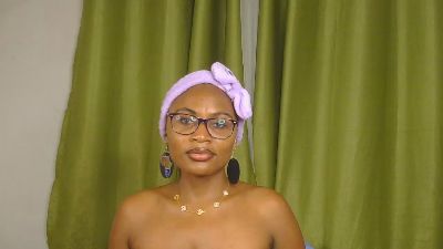 sassy_angels live cam on Cam4