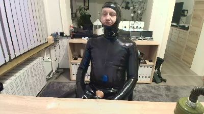 sau_rubber live cam on Cam4