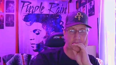 saxman2285 live cam on Cam4