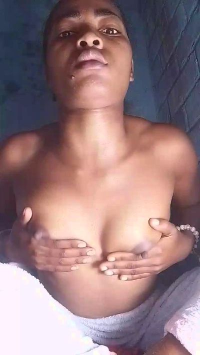 sayrah2 live cam on Cam4