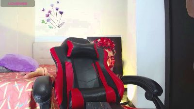 scarlet74 live cam on Cam4