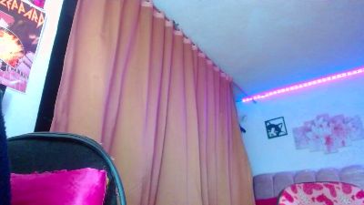 scarlett_rouse live cam on Cam4