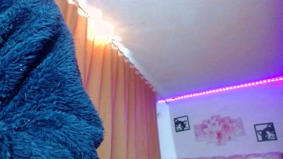 scarlett_rouse live cam on Cam4