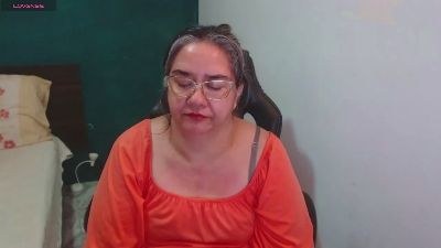 scarlettdubois1 live cam on Cam4