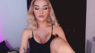 scarletwhitex live cam on Cam4