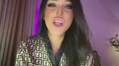 scarletwhitex live cam on Cam4
