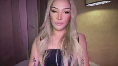 scarletwhitex live cam on Cam4