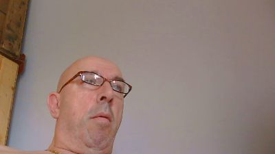 scooby53 live cam on Cam4
