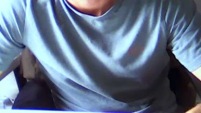 scoubi290 live cam on Cam4