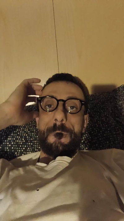 scrocchia84 live cam on Cam4