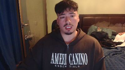sebaaavalpo live cam on Cam4