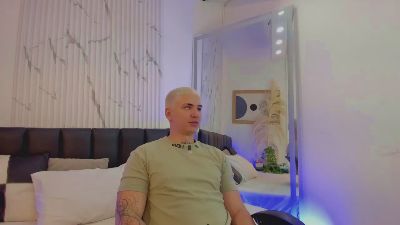 sebas__23 live cam on Cam4